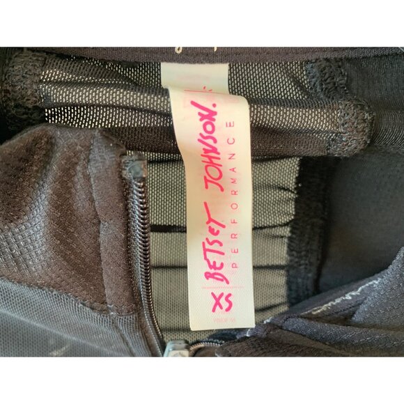 BETSEY JOHNSON Performance Black Full-Zip Mesh Back Activewear Jacket NWT XS - Picture 4 of 9